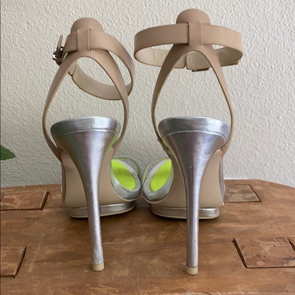 BCBG MaxAzria heel- SOLD - Picture 3 of 7